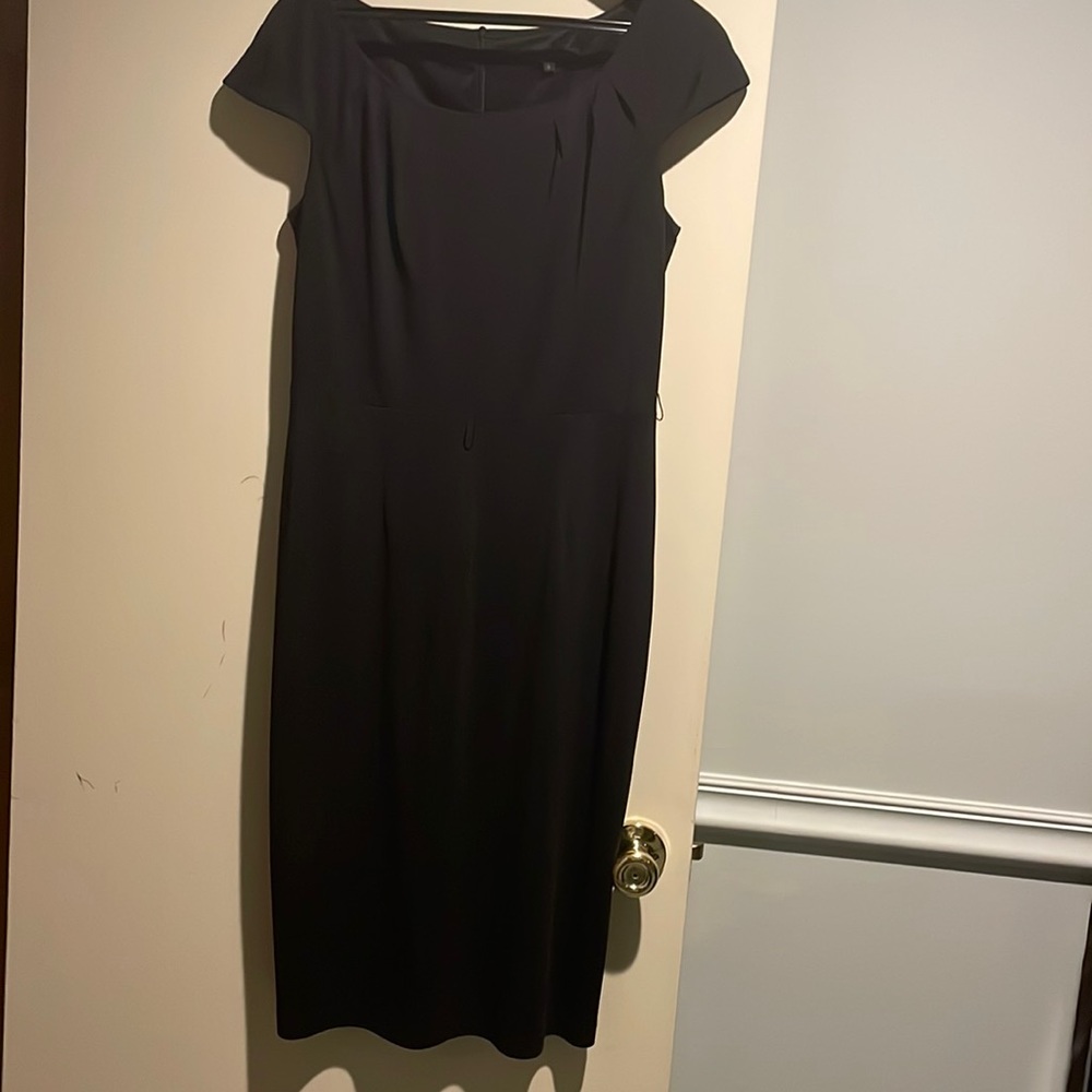 Cap sleeved lined little black dress